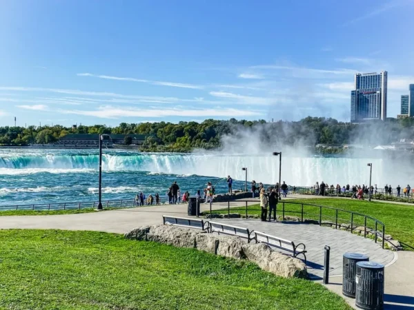1-Day Niagara Falls Tour